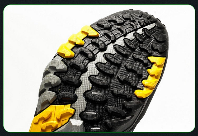 Men Hiking Shoes