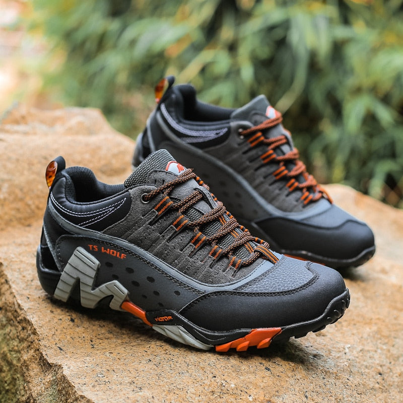 Men Hiking Shoes